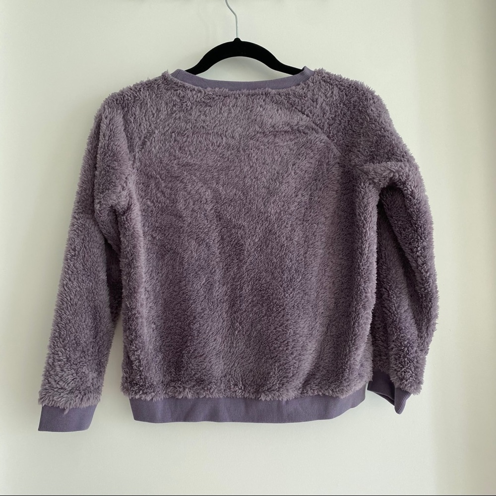 gray/purple fluffy pullover - Picture 2 of 2